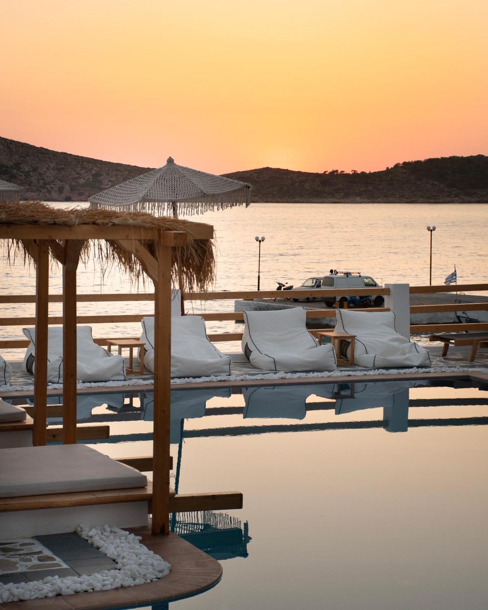 Spongia Hotel Suites & Spa Myrties Екстериор снимка
