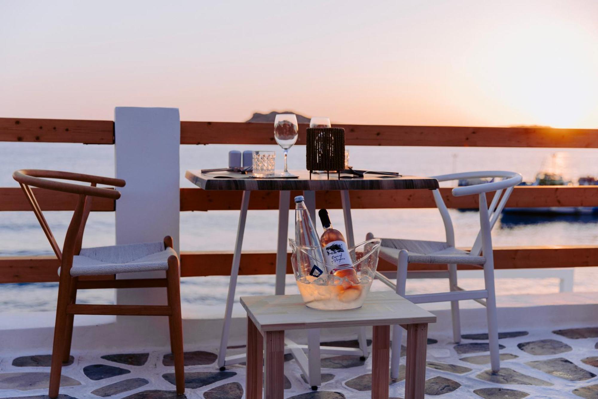 Spongia Hotel Suites & Spa Myrties Екстериор снимка