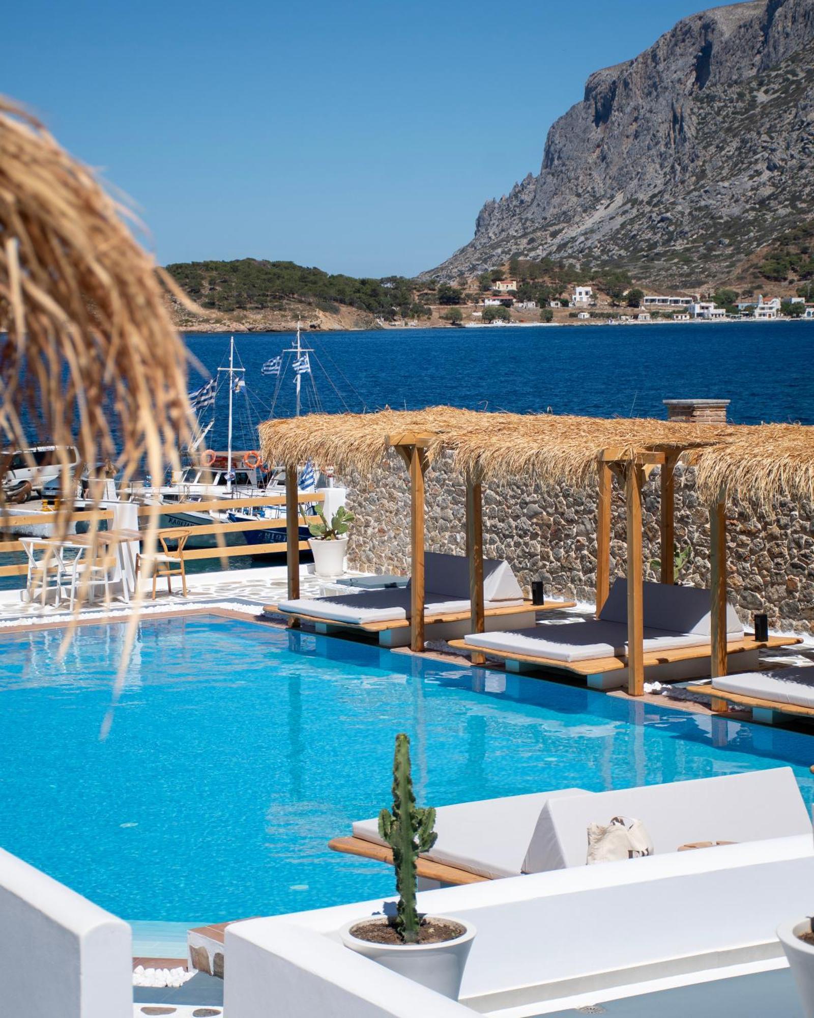 Spongia Hotel Suites & Spa Myrties Екстериор снимка