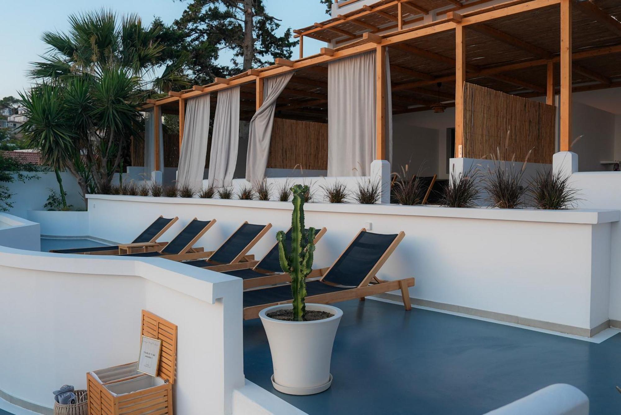 Spongia Hotel Suites & Spa Myrties Екстериор снимка