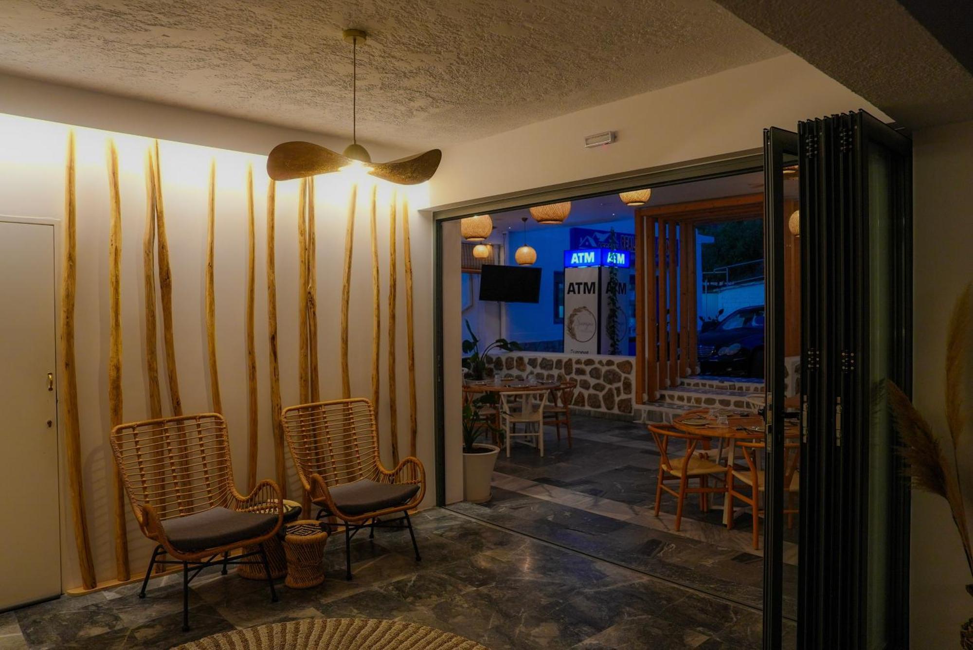Spongia Hotel Suites & Spa Myrties Екстериор снимка