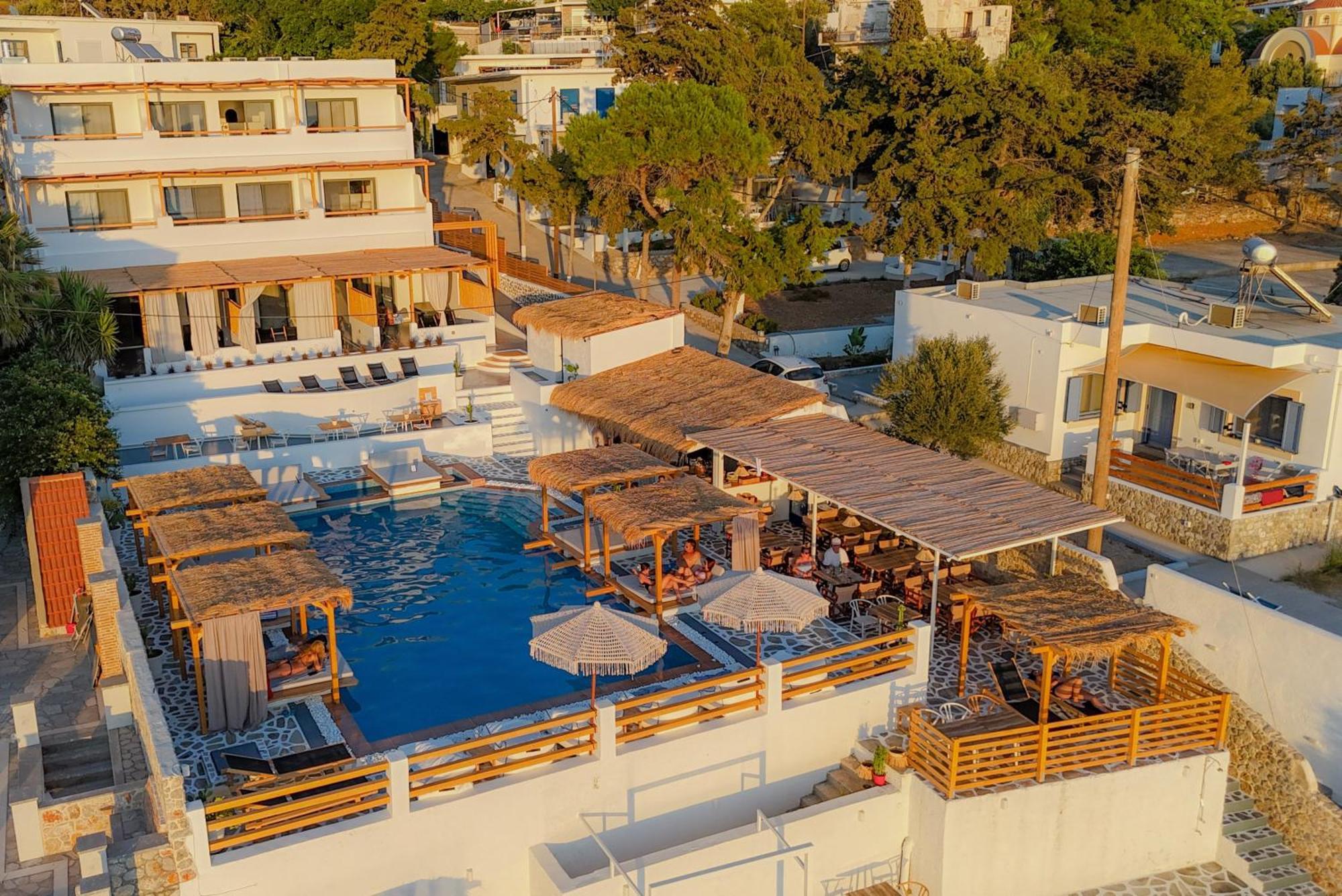 Spongia Hotel Suites & Spa Myrties Екстериор снимка