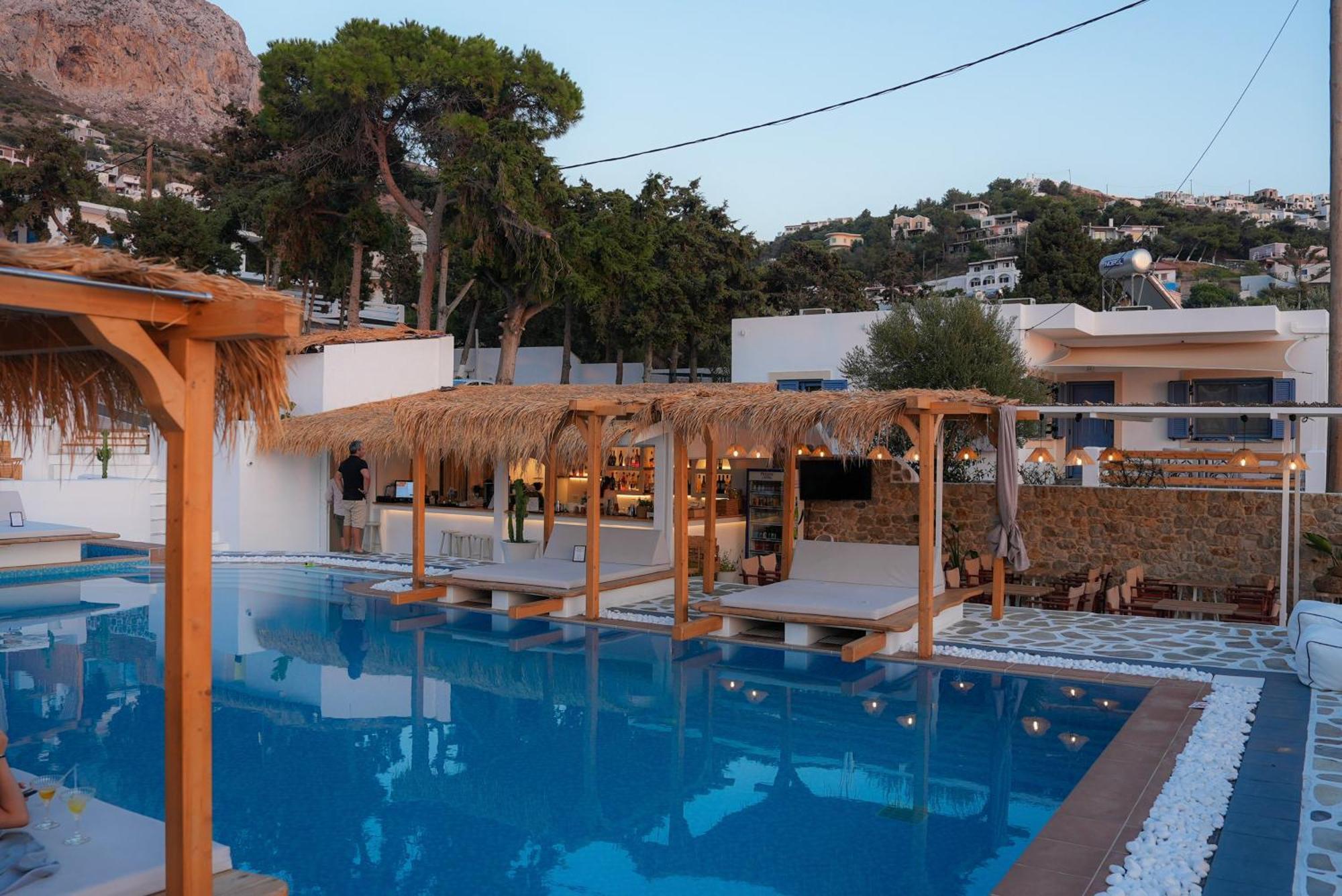Spongia Hotel Suites & Spa Myrties Екстериор снимка