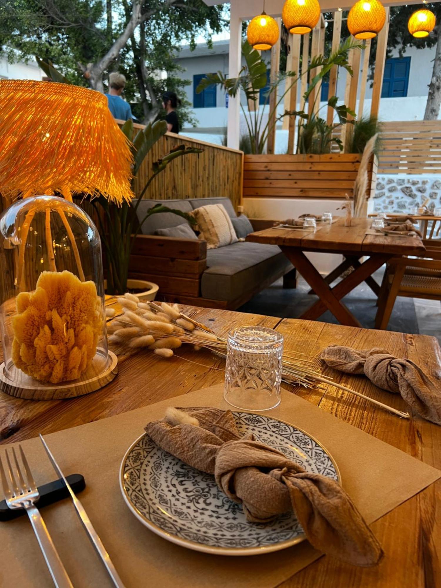Spongia Hotel Suites & Spa Myrties Екстериор снимка
