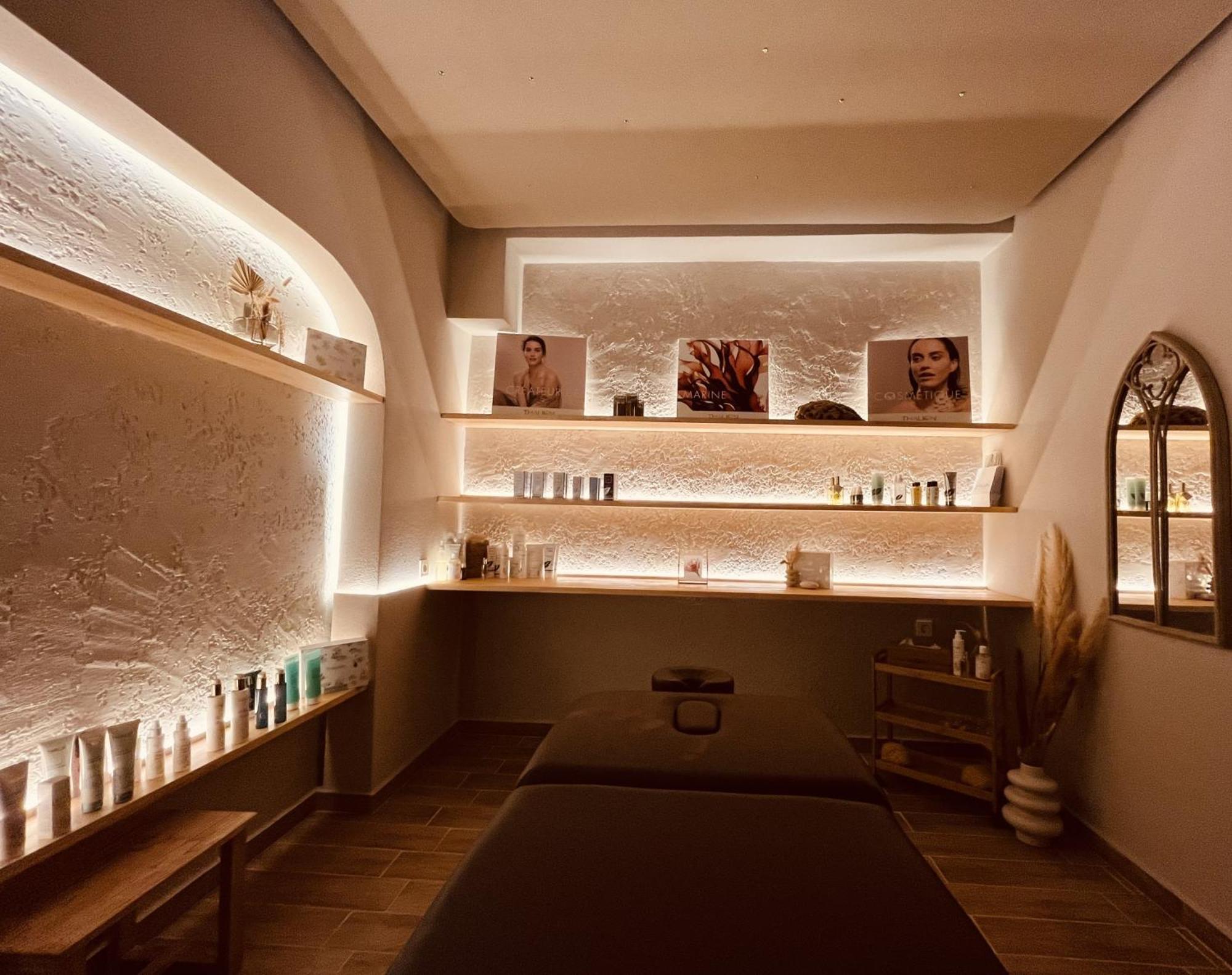 Spongia Hotel Suites & Spa Myrties Екстериор снимка